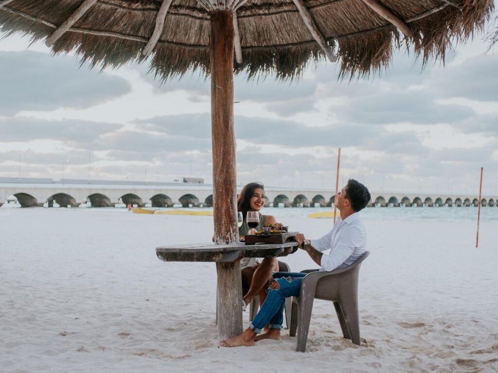 Consumo de pescados y mariscos es seguro en Yucatán pese a marea roja