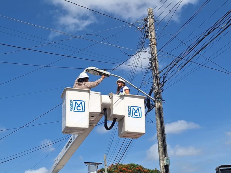 Mérida moderniza su alumbrado: 38 mil lámparas LED transforman colonias