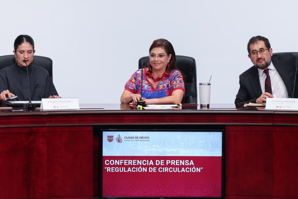 Presentan medidas para transporte de sustancias peligrosas en CDMX