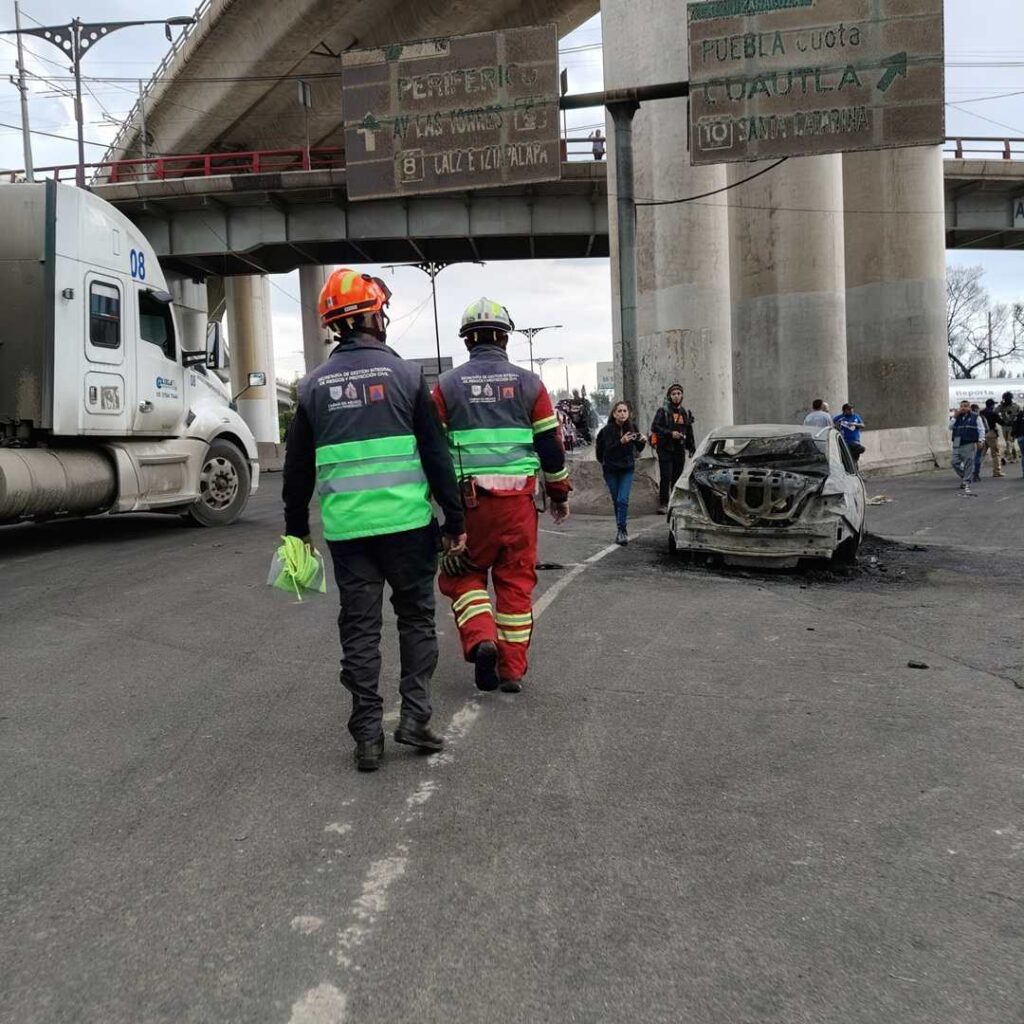 Tres muertos y 70 heridos dejó explosión de pipa en Iztapalapa