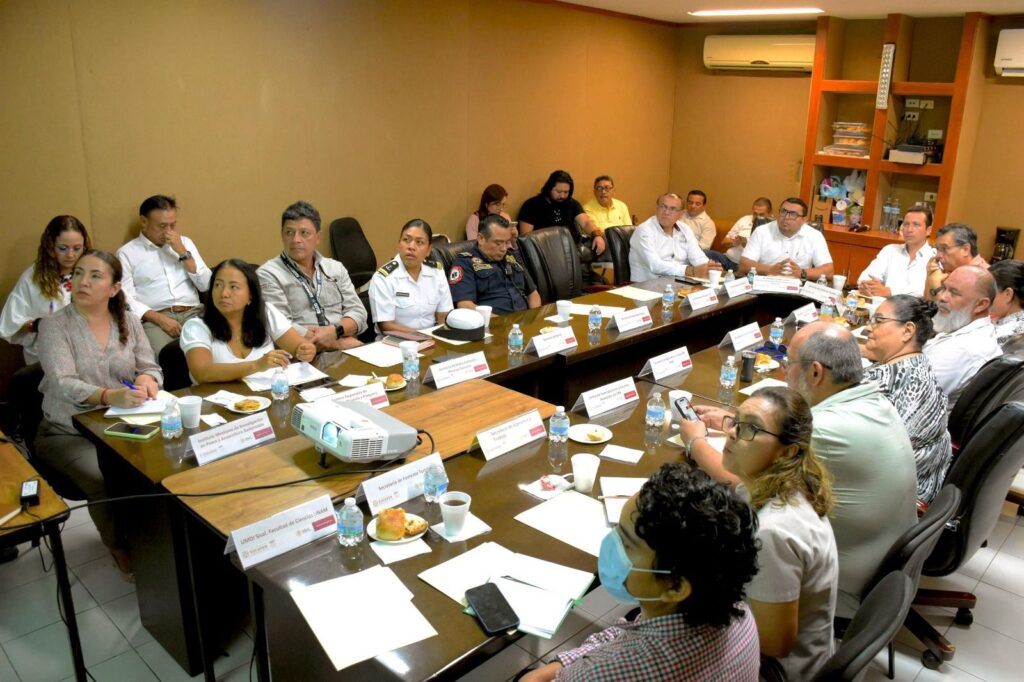 Comité de Marea Roja mantiene sistema de banderas en playas de Yucatán