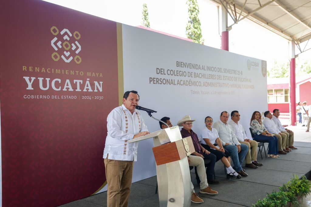 Gobernador Díaz Mena anuncia mejoras en Cobay Tizimín