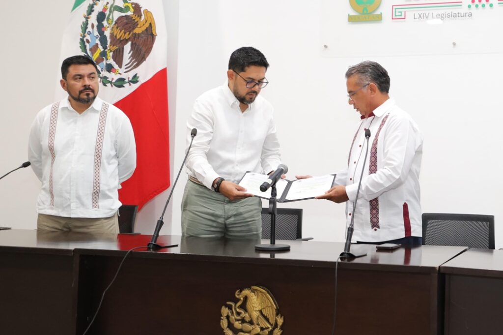 Entregan ante el Congreso iniciativa para reformar Ley del Isstey
