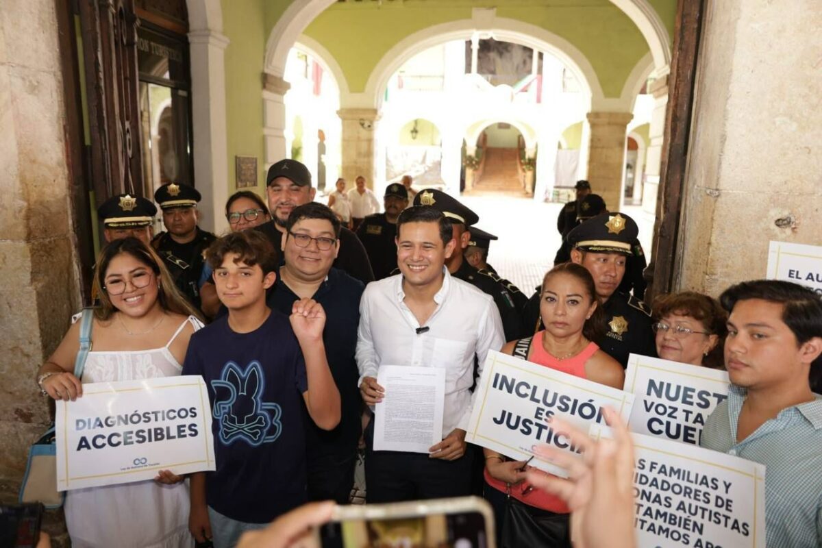 Representantes de la comunidad autista buscan diálogo con gobernador de Yucatán