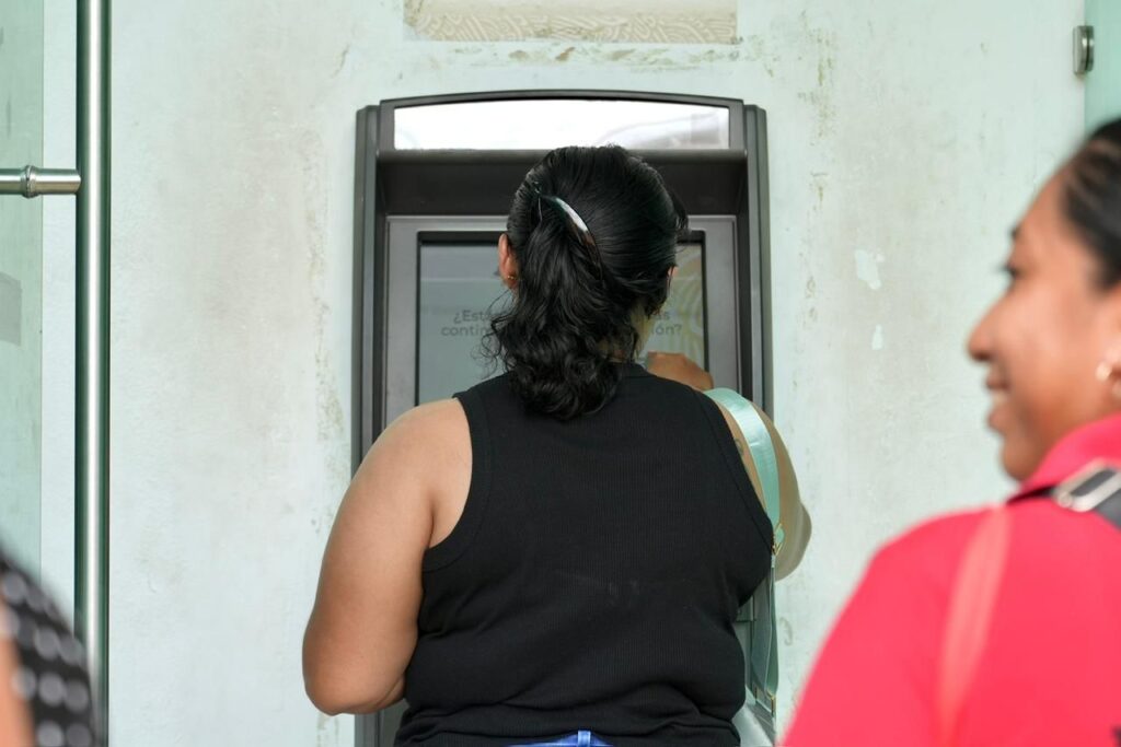 Inicia dispersión de recursos del programa Mujeres Renacimiento