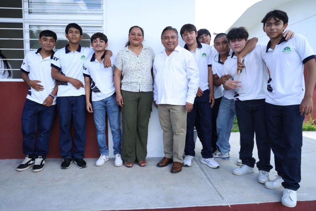 Inauguran Telebachillerato Comunitario en Bokobá