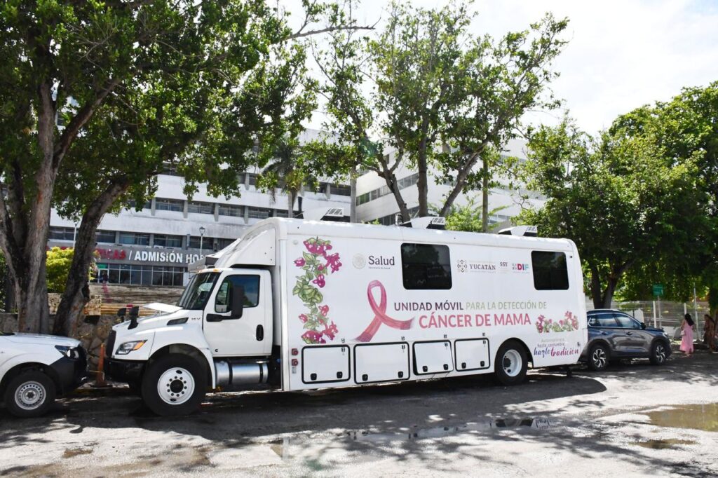 Fortalecen detección gratuita de cáncer de mama con dos nuevos mastógrafos móviles