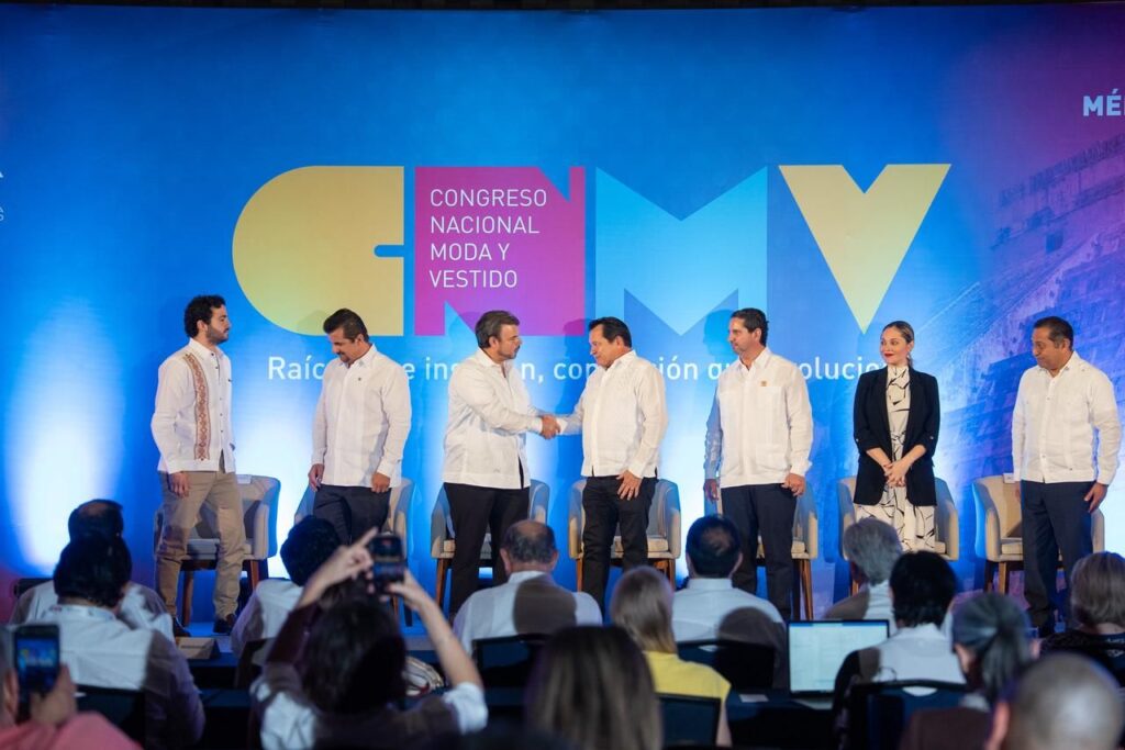 Díaz Mena inaugura el Congreso Nacional de Moda y Vestido 2025