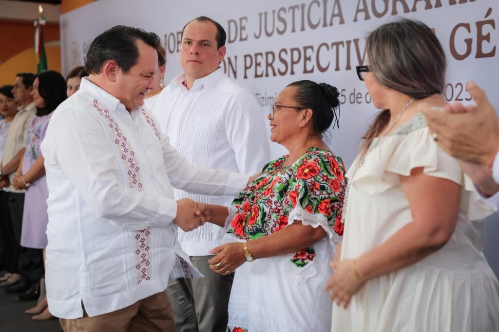 Mujeres rurales reciben certificados agrarios en Tizimín