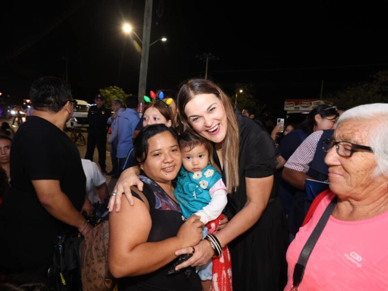 El sur de Mérida se integra al programa Mérida Brilla con un sexto árbol navideño