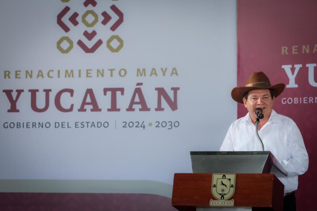 Rehabilitan posta ganadera en Cenotillo para fortalecer al sector bovino