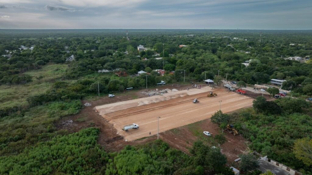 Modernizan campo deportivo de Ticopó para fortalecer comunidad