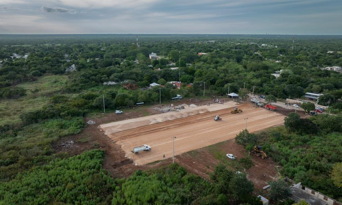 Modernizan campo deportivo de Ticopó para fortalecer comunidad
