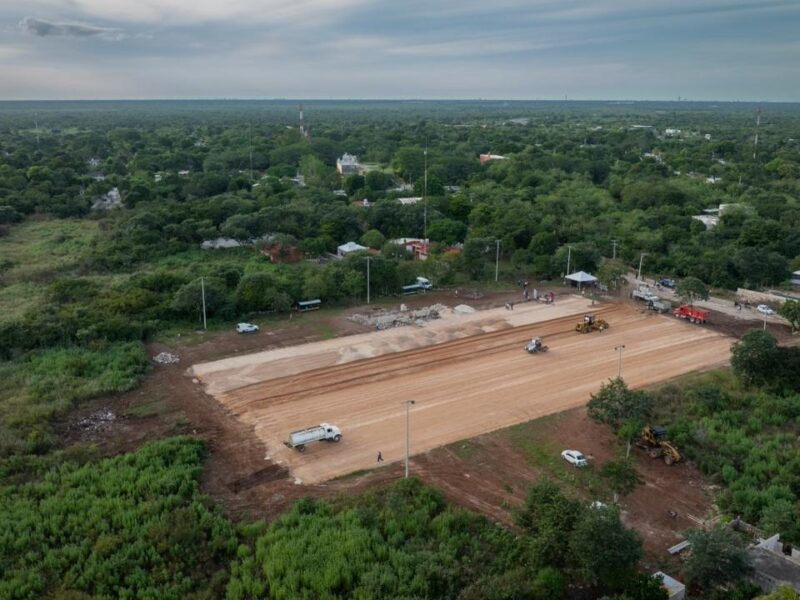 Modernizan campo deportivo de Ticopó para fortalecer comunidad