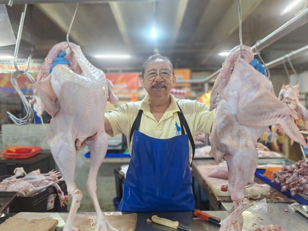 Comerciantes esperan vender estas fechas hasta 500 pavos en mercados de Mérida
