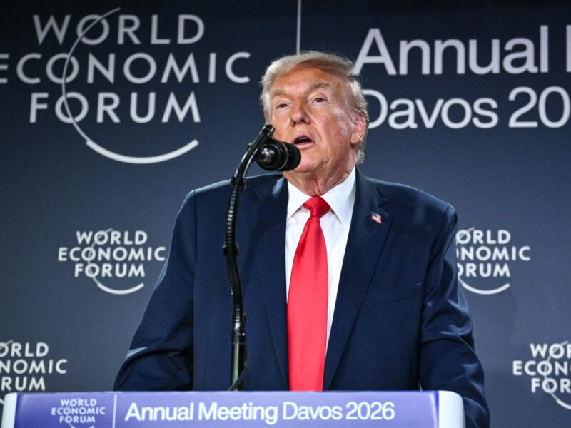 Trump anuncia en Davos marco de acuerdo sobre Groenlandia