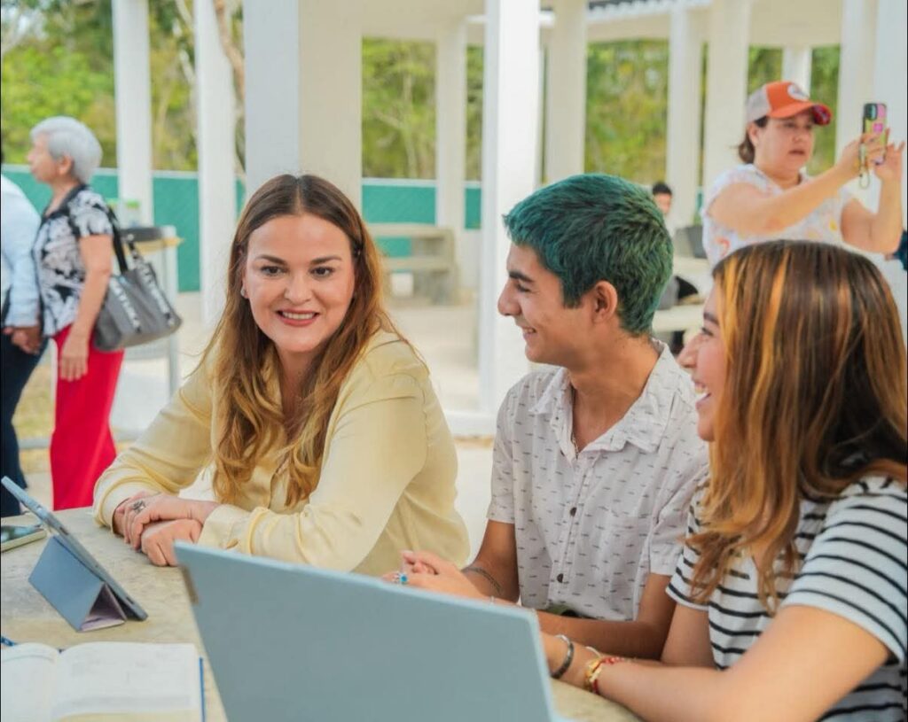 Mérida inaugura el Parque Los Héroes VI con coworking e internet gratuito