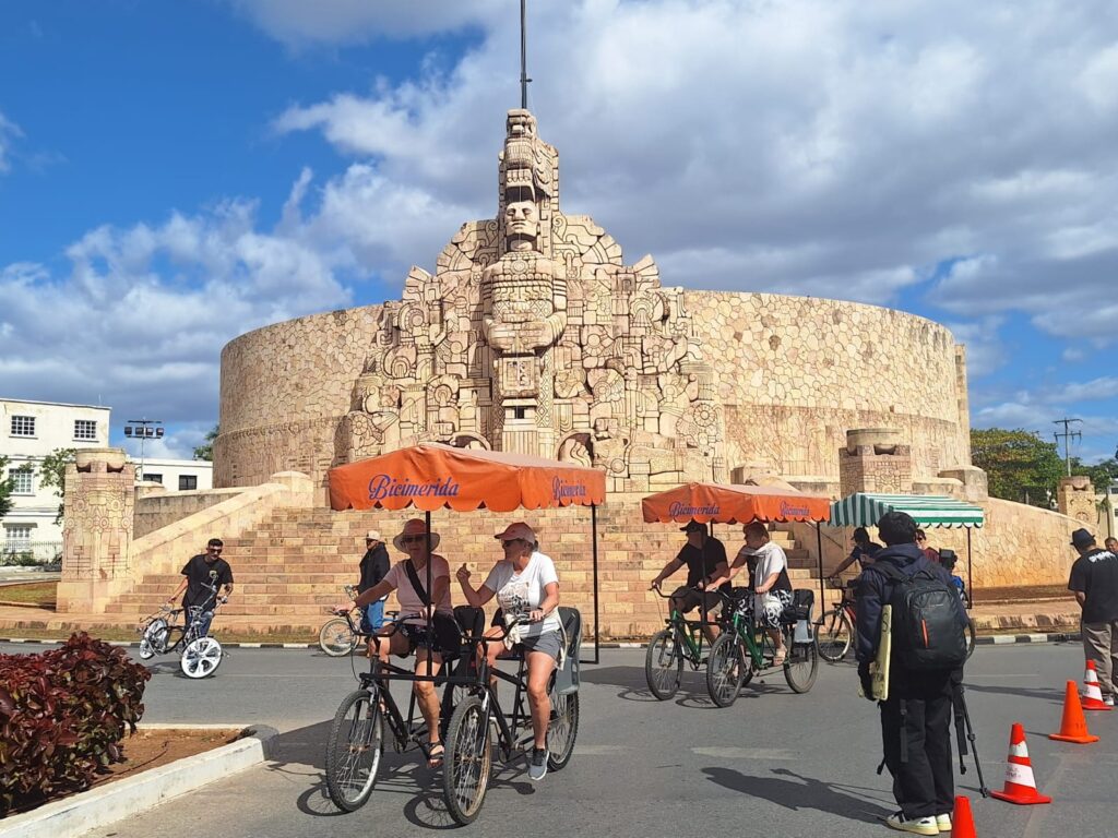 Mérida vive un domingo fresco y de contrastes durante el puente de febrero