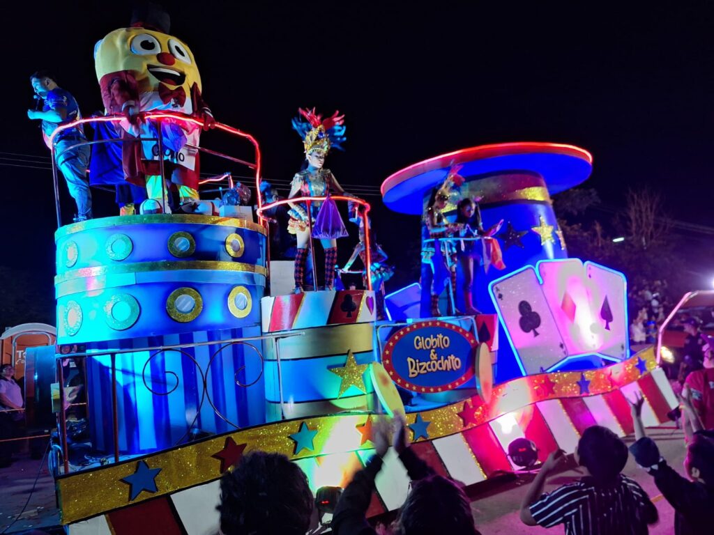 Afluencia masiva en el Sábado de Fantasía del Carnaval de Mérida 2026