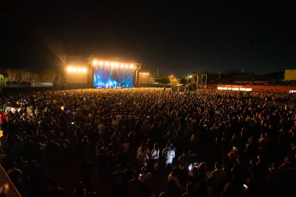 Caifanes reúne a más de 40 mil personas en el Circo Carnaval Mérida 2026