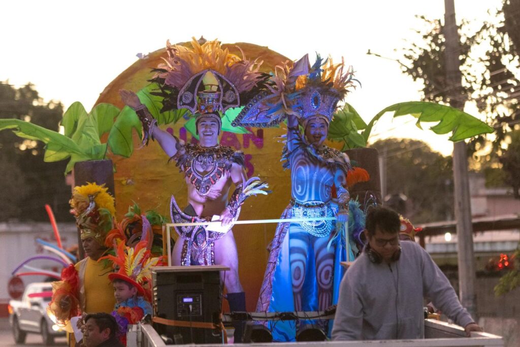 Carnaval Umán 2026: realizan histórica primera caravana de precarnaval