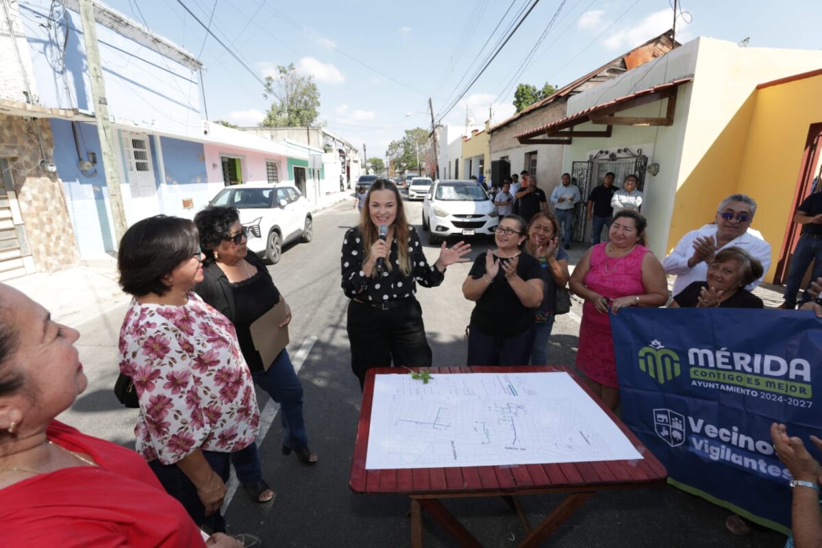 Cecilia Patrón entrega obras de repavimentación en el Centro Histórico