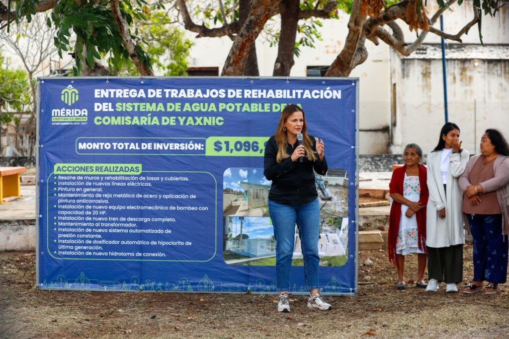 Cecilia Patrón Laviada entrega obras de agua potable en Yaxnic