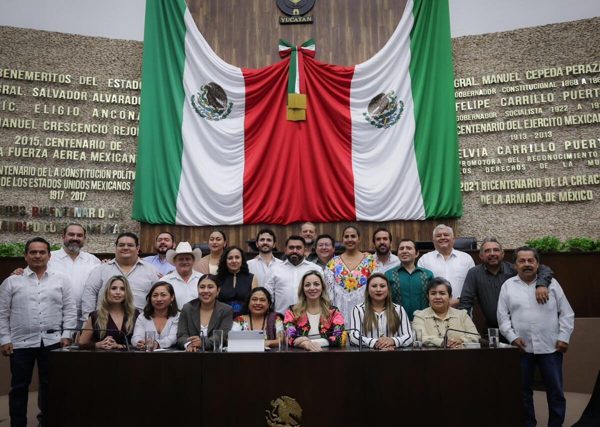 Funcionarios estatales detallan logros en economía y obra pública en Yucatán