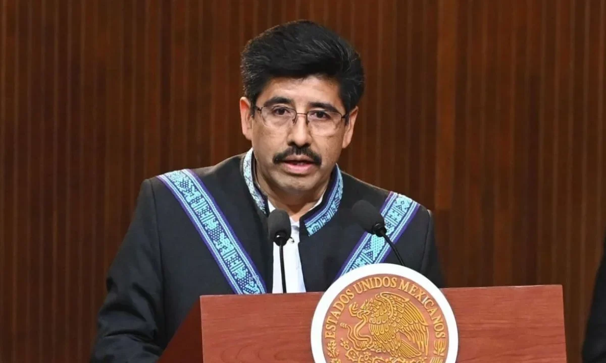 Hugo Aguilar ofrece disculpa a directora de comunicación de la SCJN