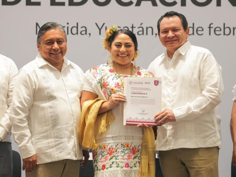 Díaz Mena garantiza certeza laboral con 582 bases de la Segey