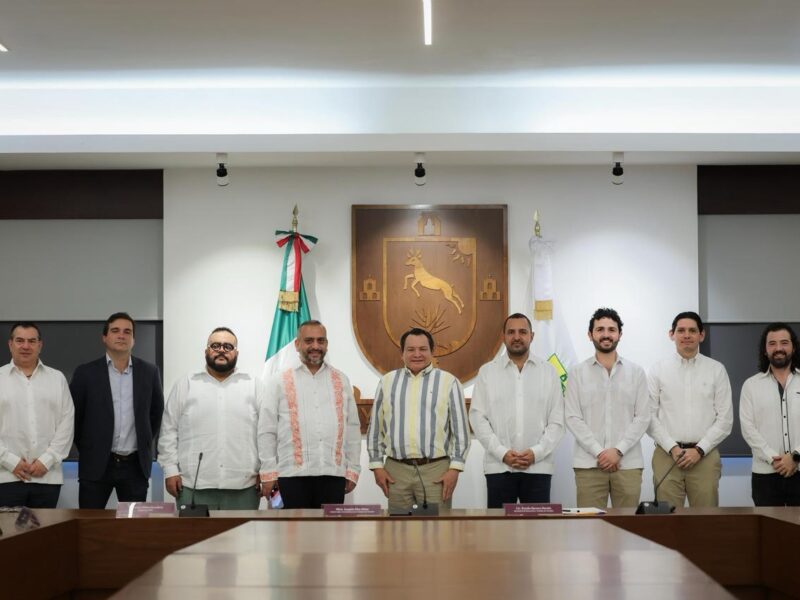 Exploran oportunidades para impulsar industria aeronáutica en Yucatán