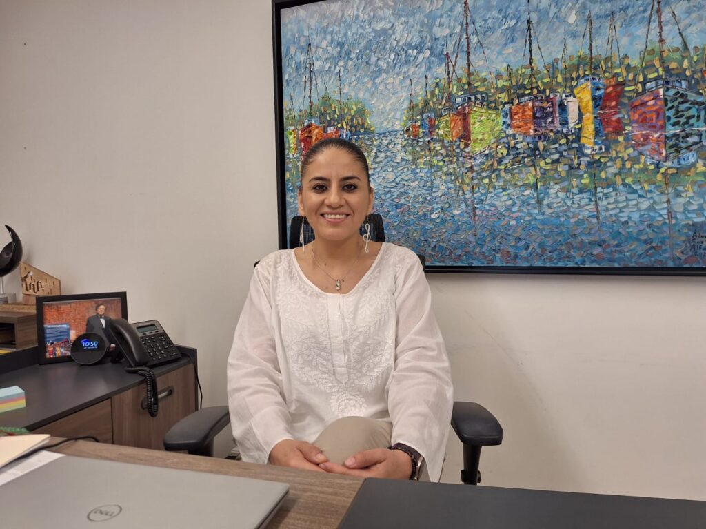 Adele Urbán Flores analiza el papel de la mujer en la gestión cultural nacional