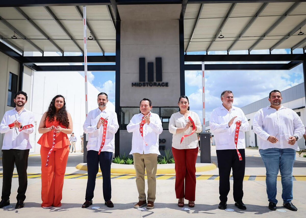 Díaz Mena anuncia inversión de 1,190 millones de pesos en Yucatán