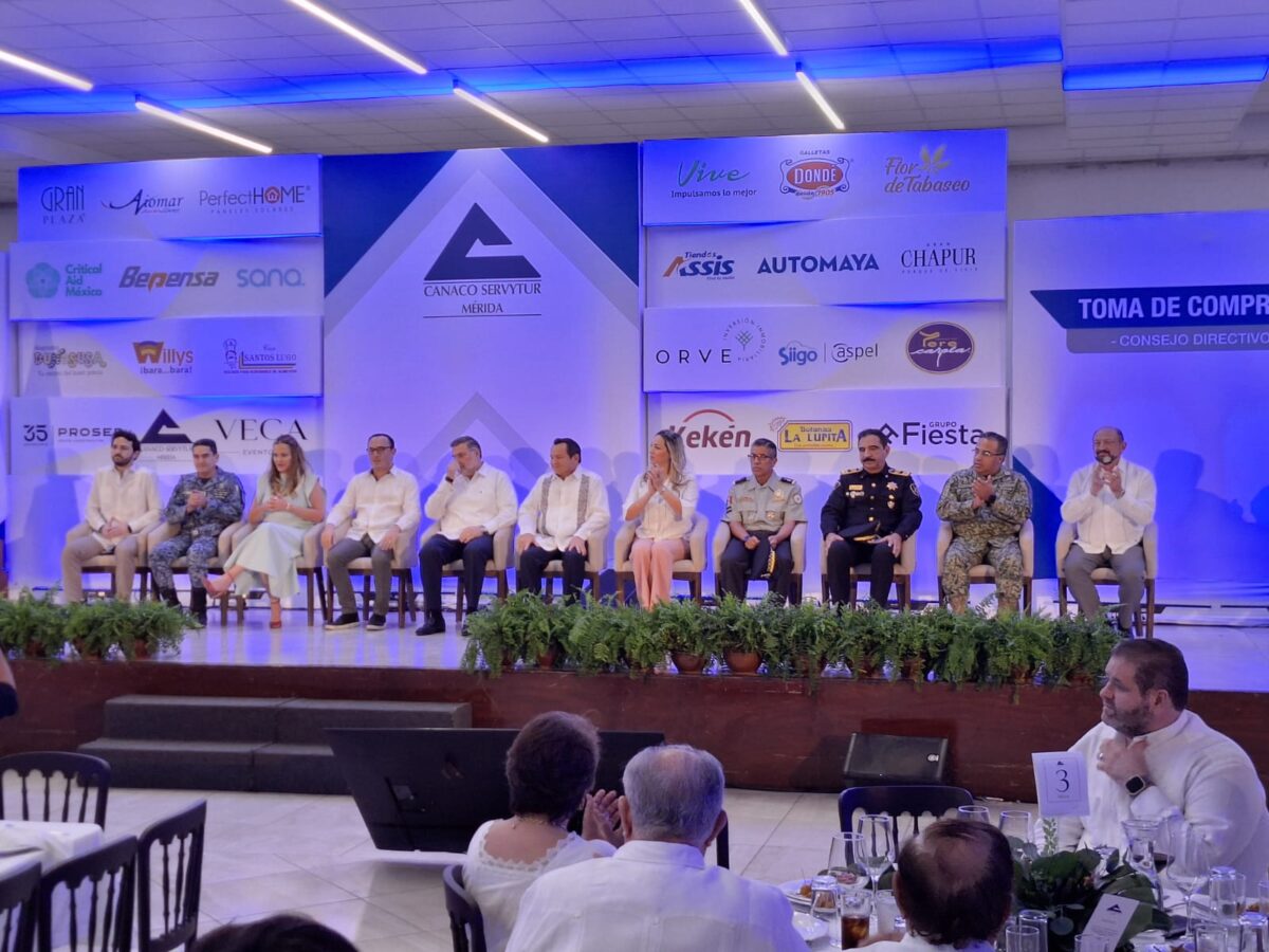 Ratifican a Enrique Molina al frente de la Canaco Mérida