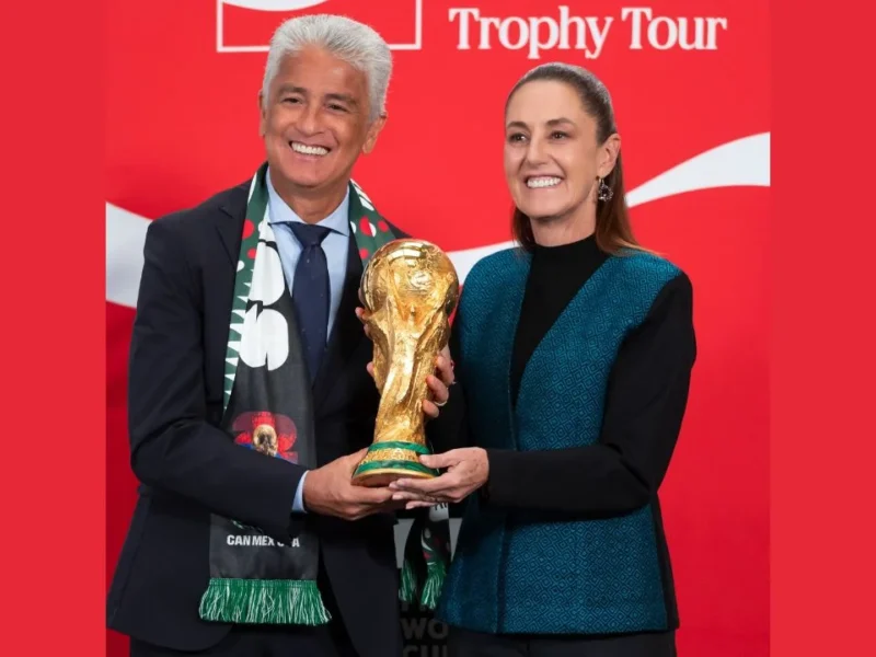 Sheinbaum recibe la Copa FIFA 2026 a 100 días del Mundial