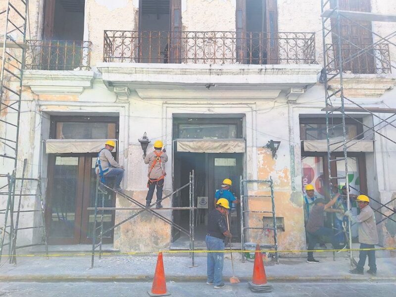 Ayuntamiento de Mérida restaura más de 10 mil metros cuadrados de fachadas