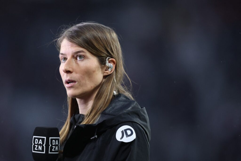 Marie-Louise Eta: la primera mujer al frente de un equipo en la Bundesliga