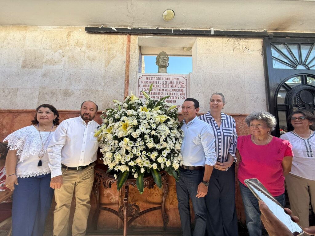 Mérida conmemora 69 años del fallecimiento de Pedro Infante