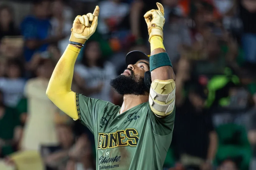 Henry Ramos guía victoria de Leones de Yucatán ante Diablos Rojos