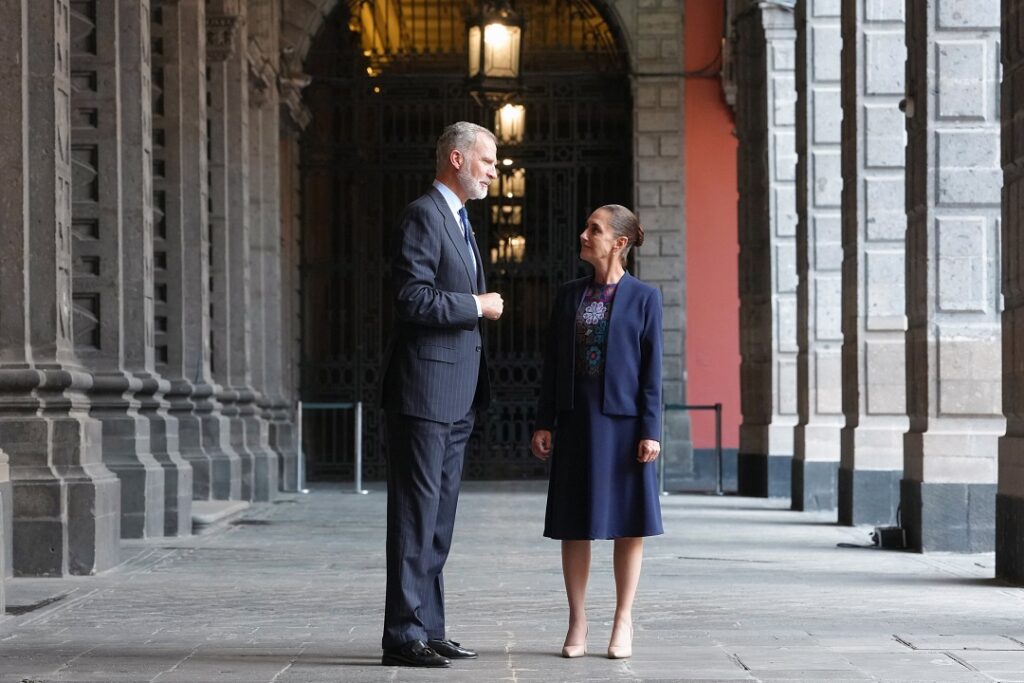 Sheinbaum plantea al Rey Felipe VI la importancia del perdón por la Conquista