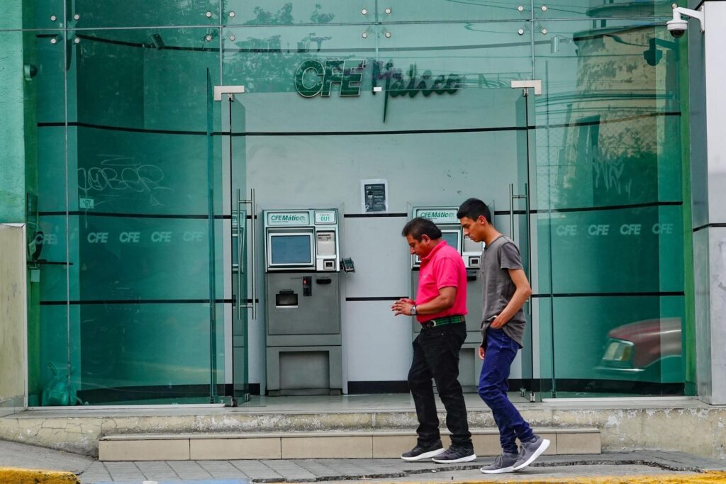 Crecen las quejas por altos cobros de la CFE en Mérida