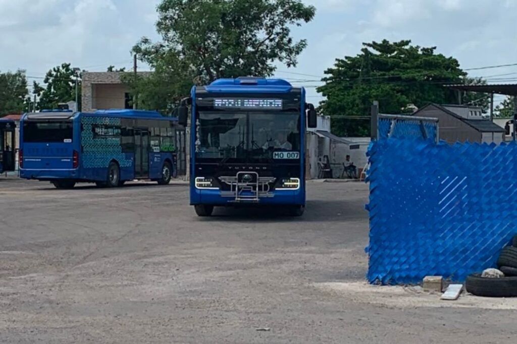 Liberan bloqueos en Xoclán y reanudan operación del Va y Ven en Mérida