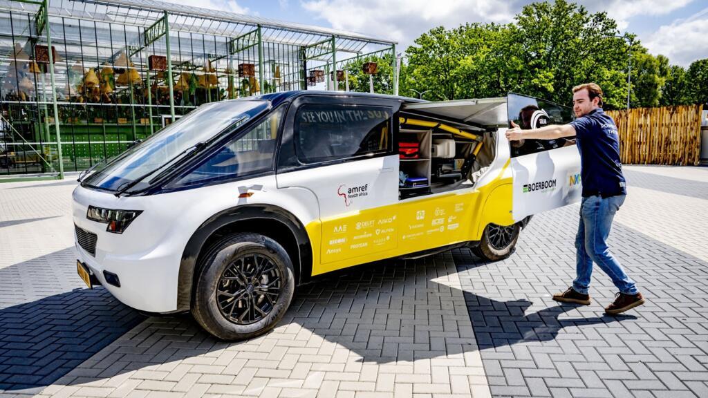 Desarrollan ambulancia solar con autonomía de 715 kilómetros